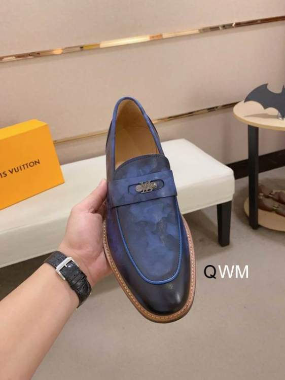 Picture of Louis Vuitton Shoes _SKULVsz38-45WM016213219